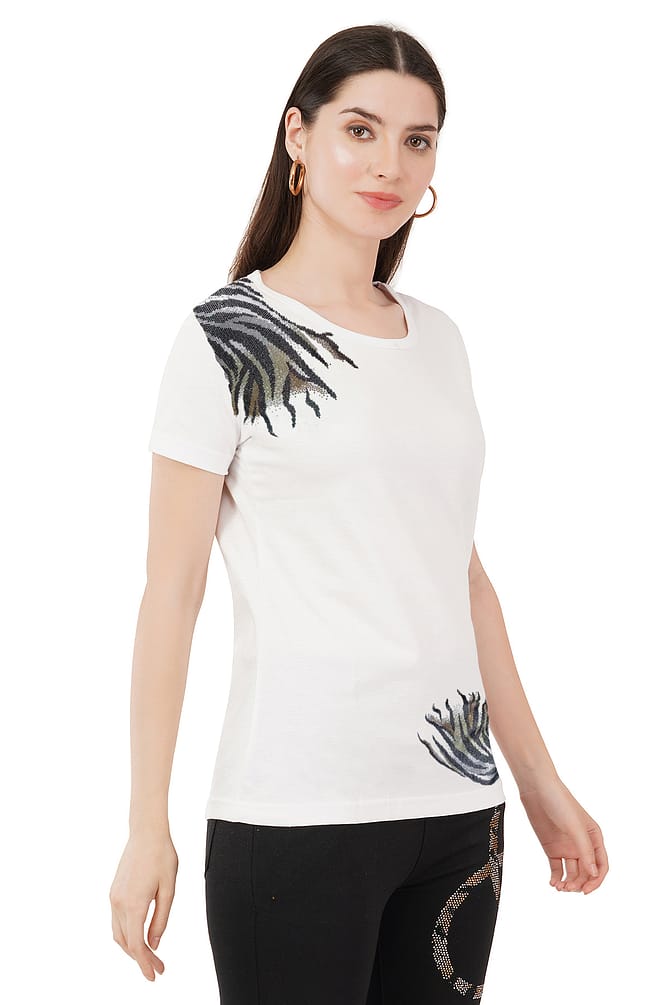 T-Shirt Round Neck Half Sleeves Multi Flower Design Crystal Work Size (S-4XL)